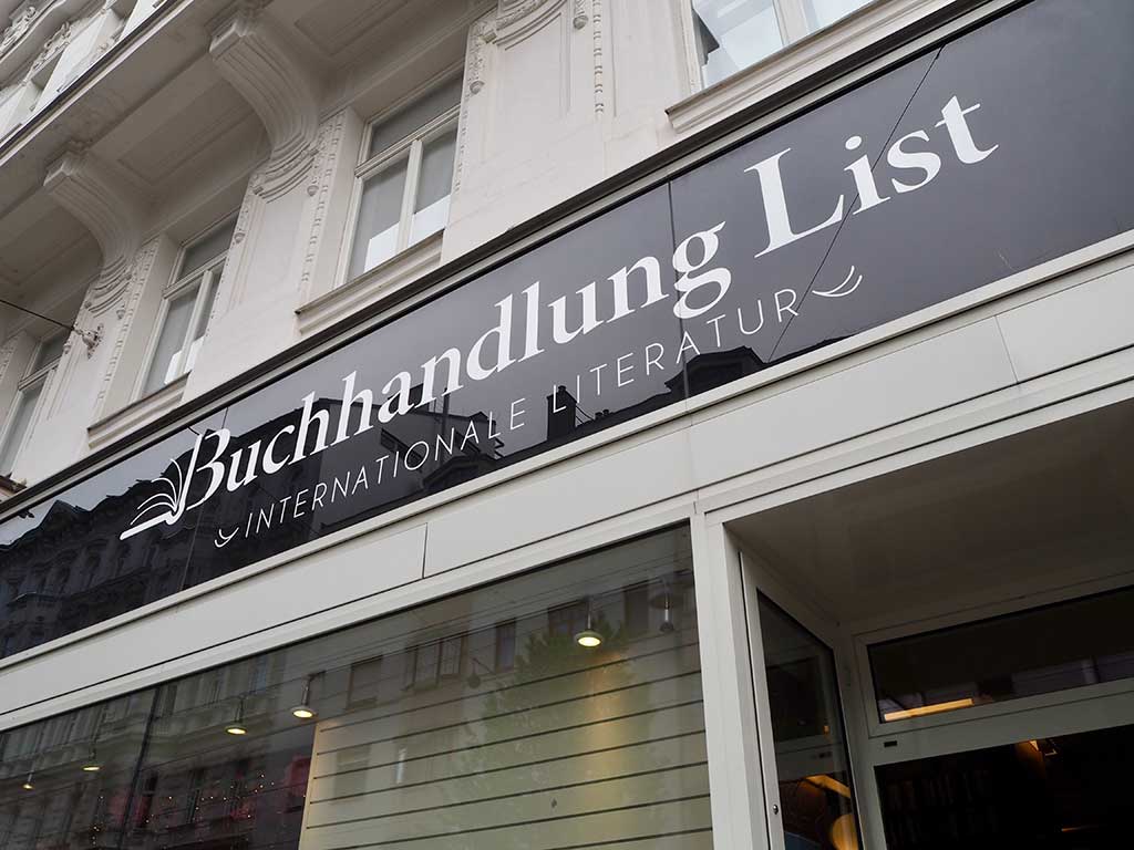 The shop sign of the List bookshop in Porzellangasse